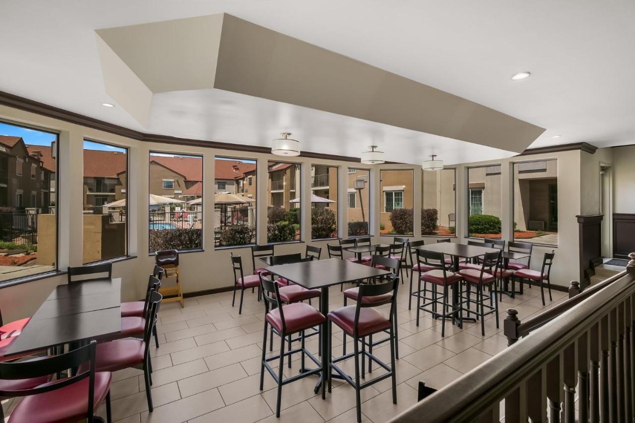 Red Roof Plus+ & West - Cedar Bluff 3* Knoxville