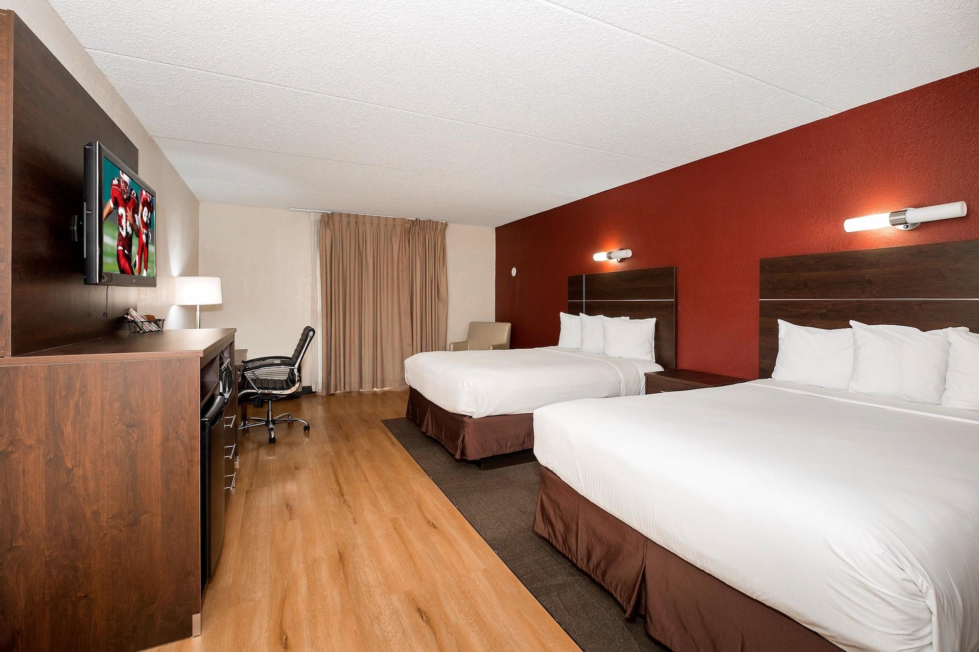 Red Roof Plus+ & West - Cedar Bluff Hotel Knoxville